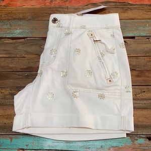 NWT WHBM mid rise pret a play foil shorts